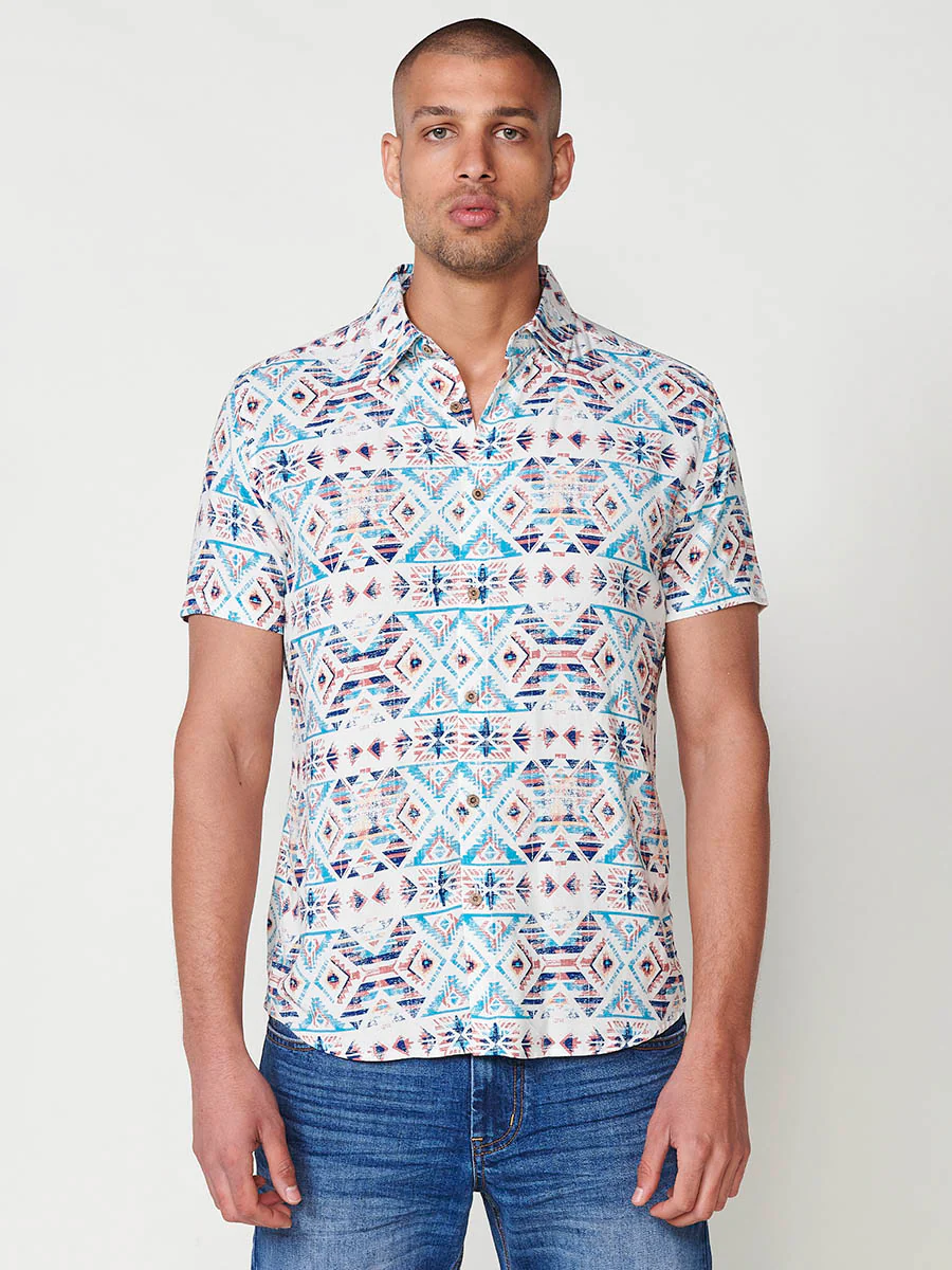 Camisa de manga corta con estampado étnico y cierre con botones para hombre - Image 16