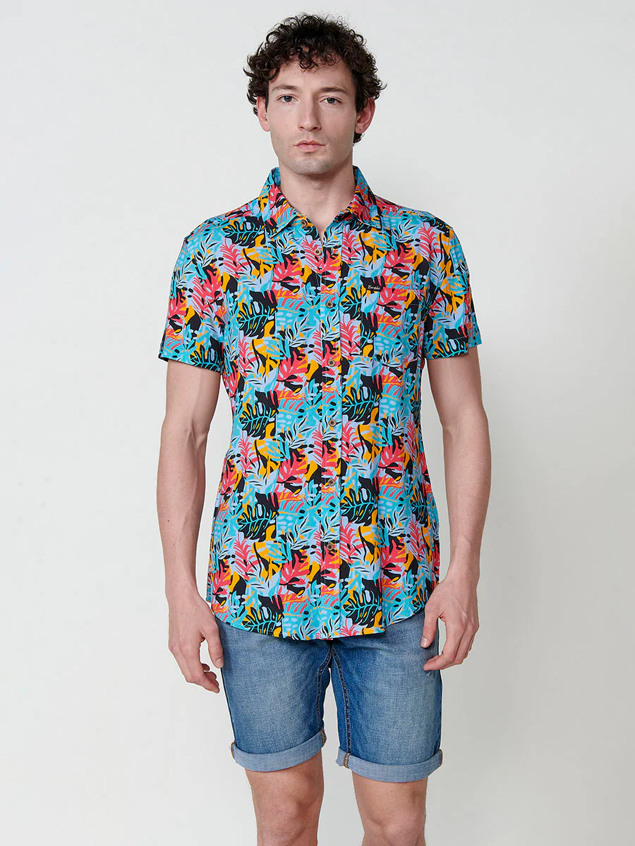 Camisa de manga corta con estampado tropical multicolor para hombres - Image 23