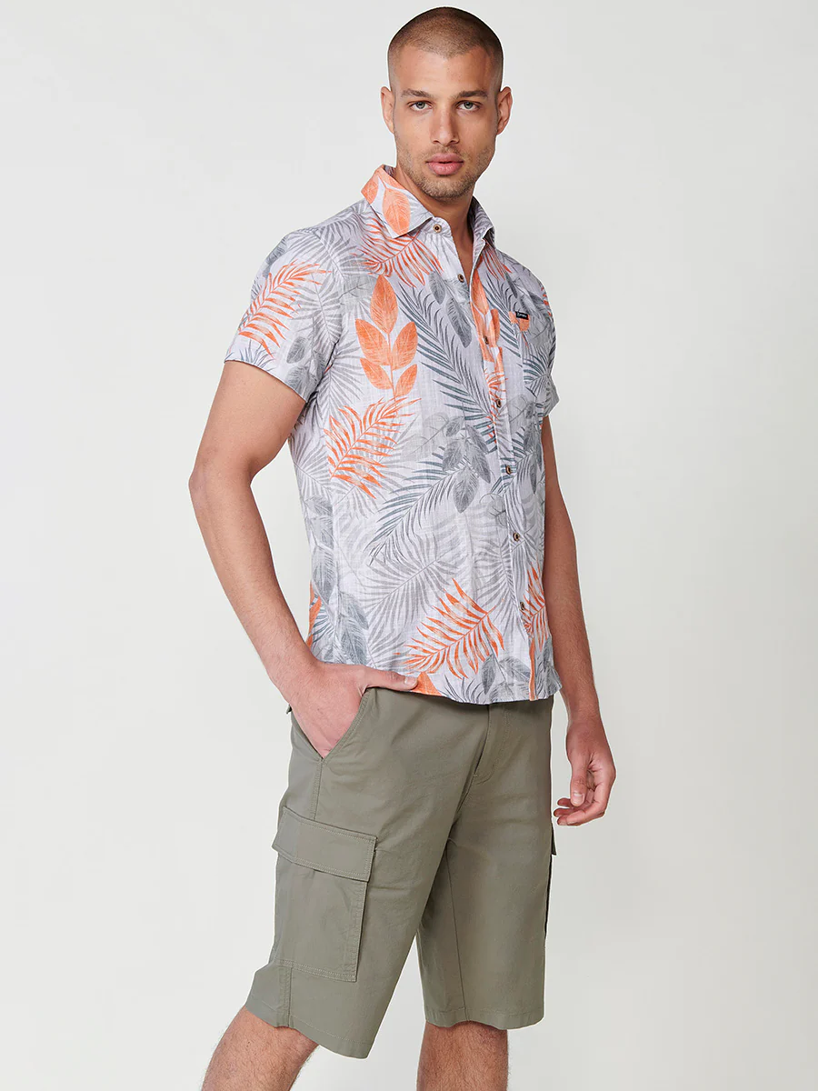 Camisa de manga corta con estampado tropical y bolsillo delantero para hombre – 100% viscosa - Image 11