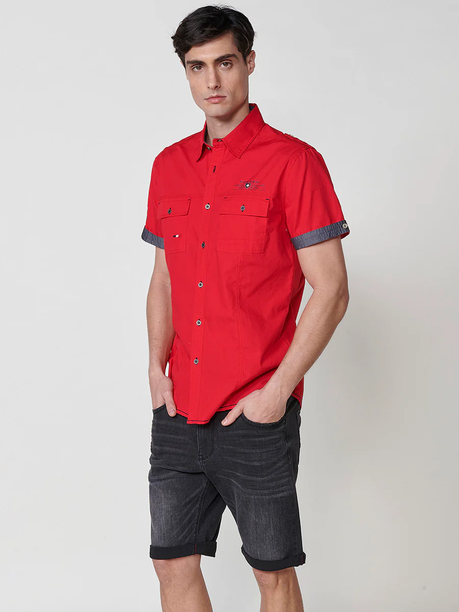 Camisa de manga corta de algodón. puños vueltos, cierre con botones y bolsillos con solapa. - Image 26