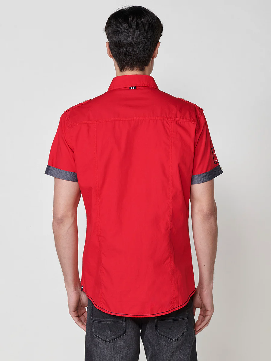 Camisa de manga corta de algodón. puños vueltos, cierre con botones y bolsillos con solapa. - Image 27