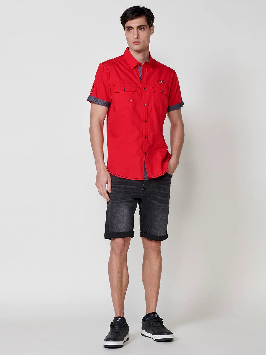 Camisa de manga corta de algodón. puños vueltos, cierre con botones y bolsillos con solapa. - Image 28