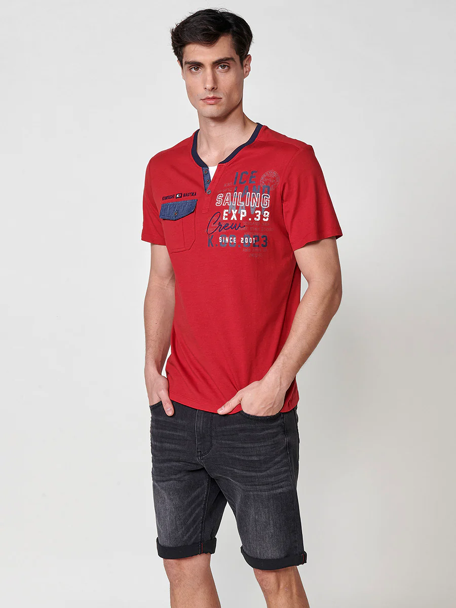 Camiseta de hombre de algodón con cuello con abertura y bolsillo - Image 8