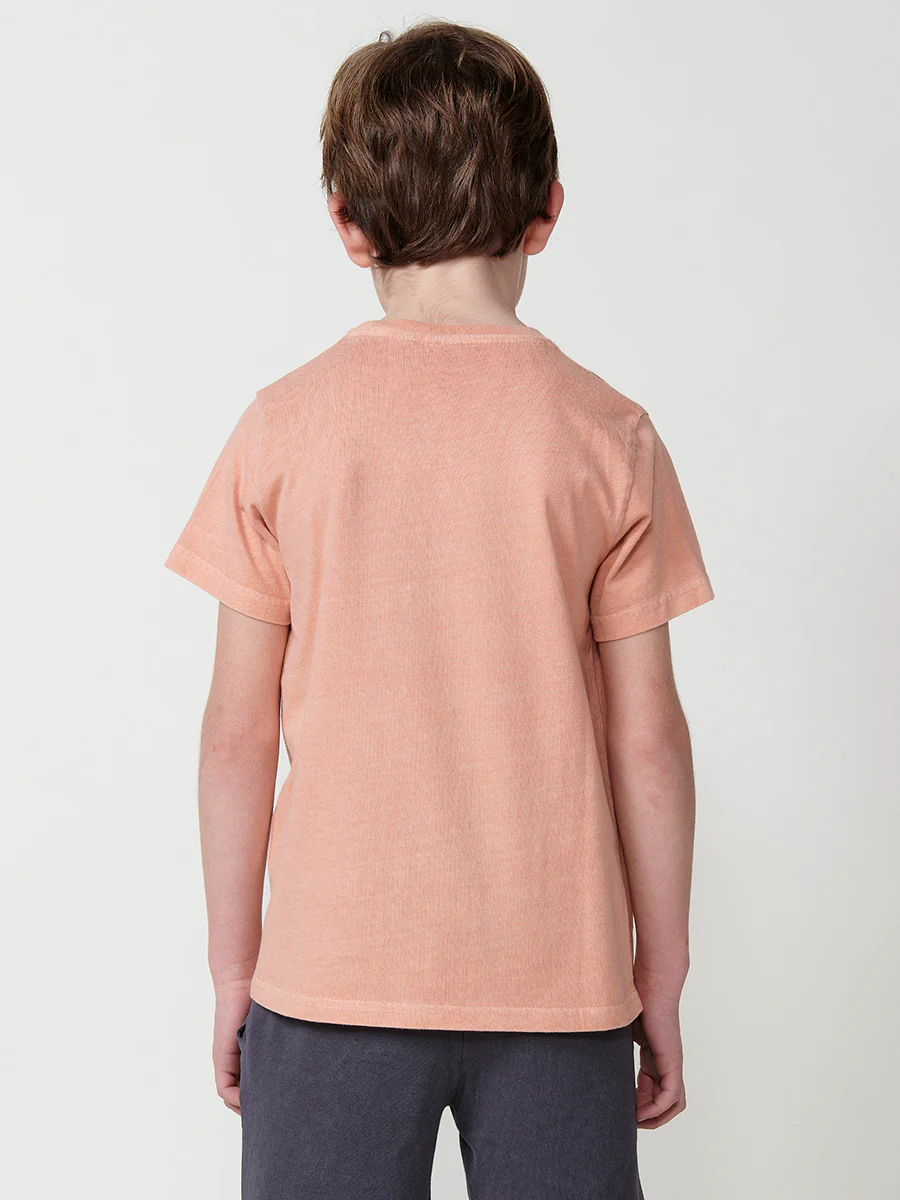 Camiseta de manga corta con estampado frontal en color naranja para niño - Image 5