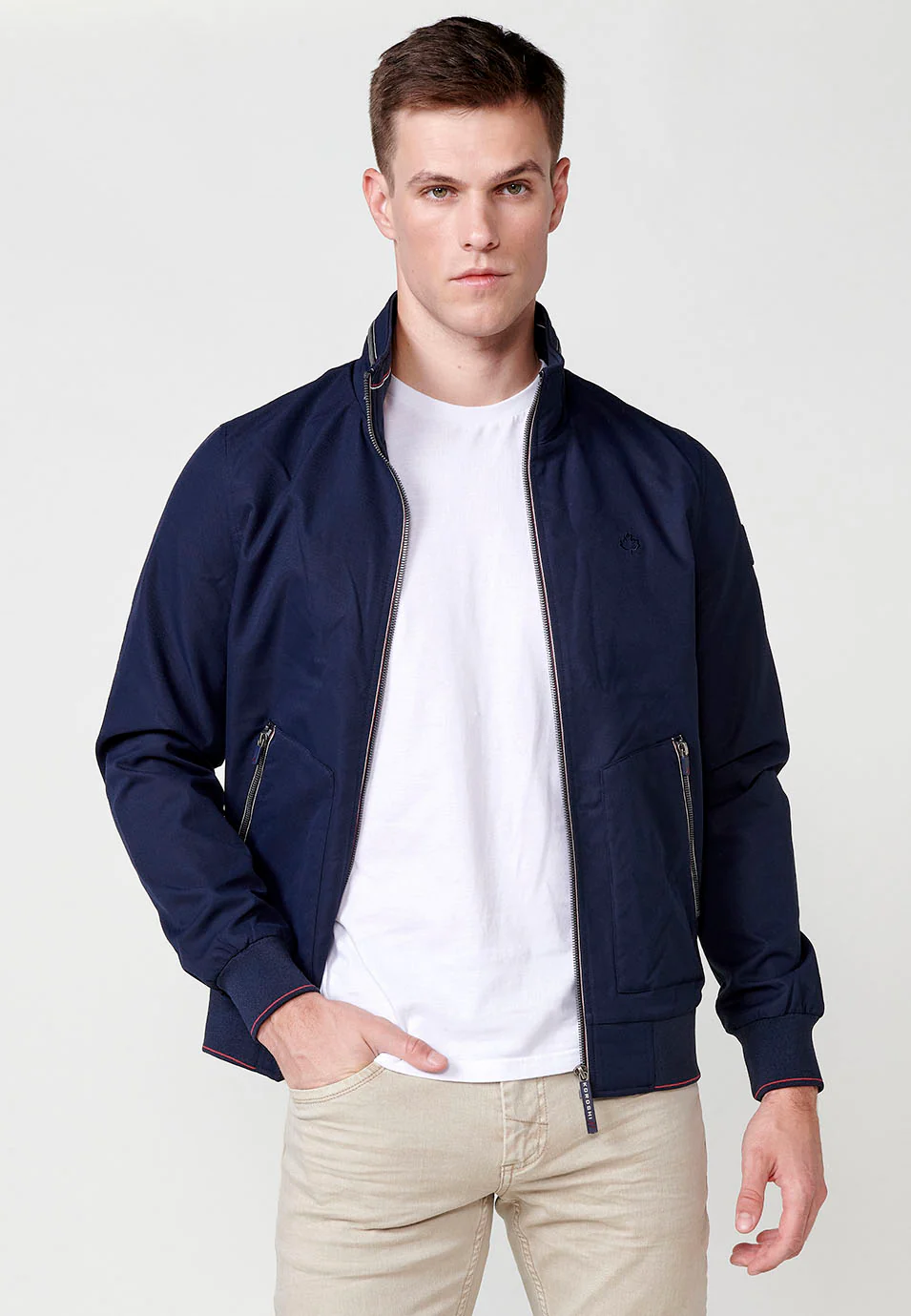 Chaqueta cazadora con cuello alto y puños elasticos para hombre - Image 14