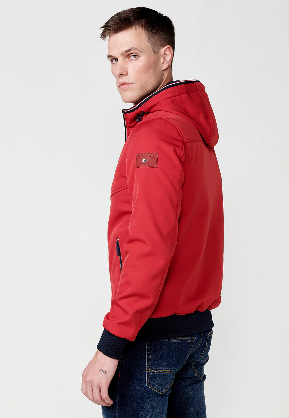 Chaqueta cazadora con cuello con capucha y cierre delantero con cremallera y bolsillos con cremallera para hombre - Image 4