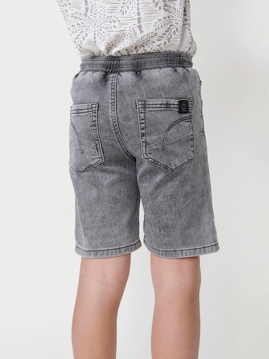 Pantalón corto con cintura elástica y cordón en claro para niño - Image 12
