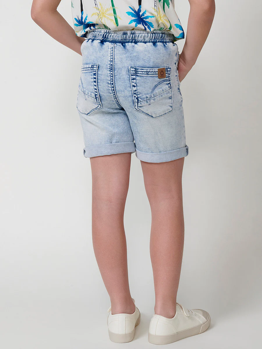 Pantalón corto con cintura elástica y cordón en claro para niño - Image 5