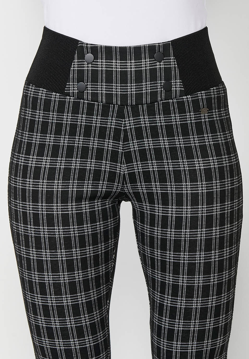 Pantalón largo leggins de cuadros con cintura goma ancha mujer - Image 8