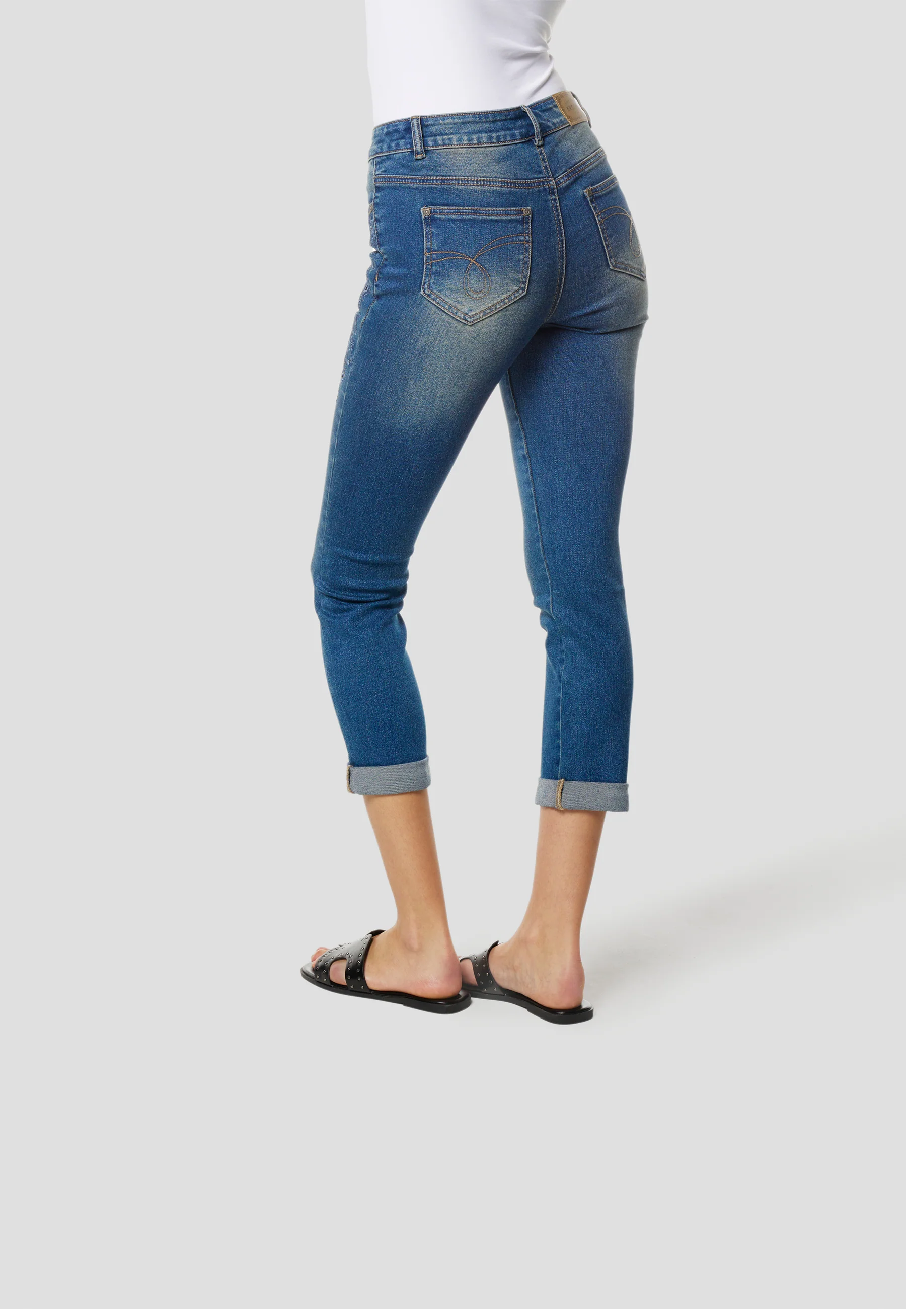 Pantalón Vaquero Cropped Mujer Azul Medio Bordado Elástico | Koroshi - Image 7