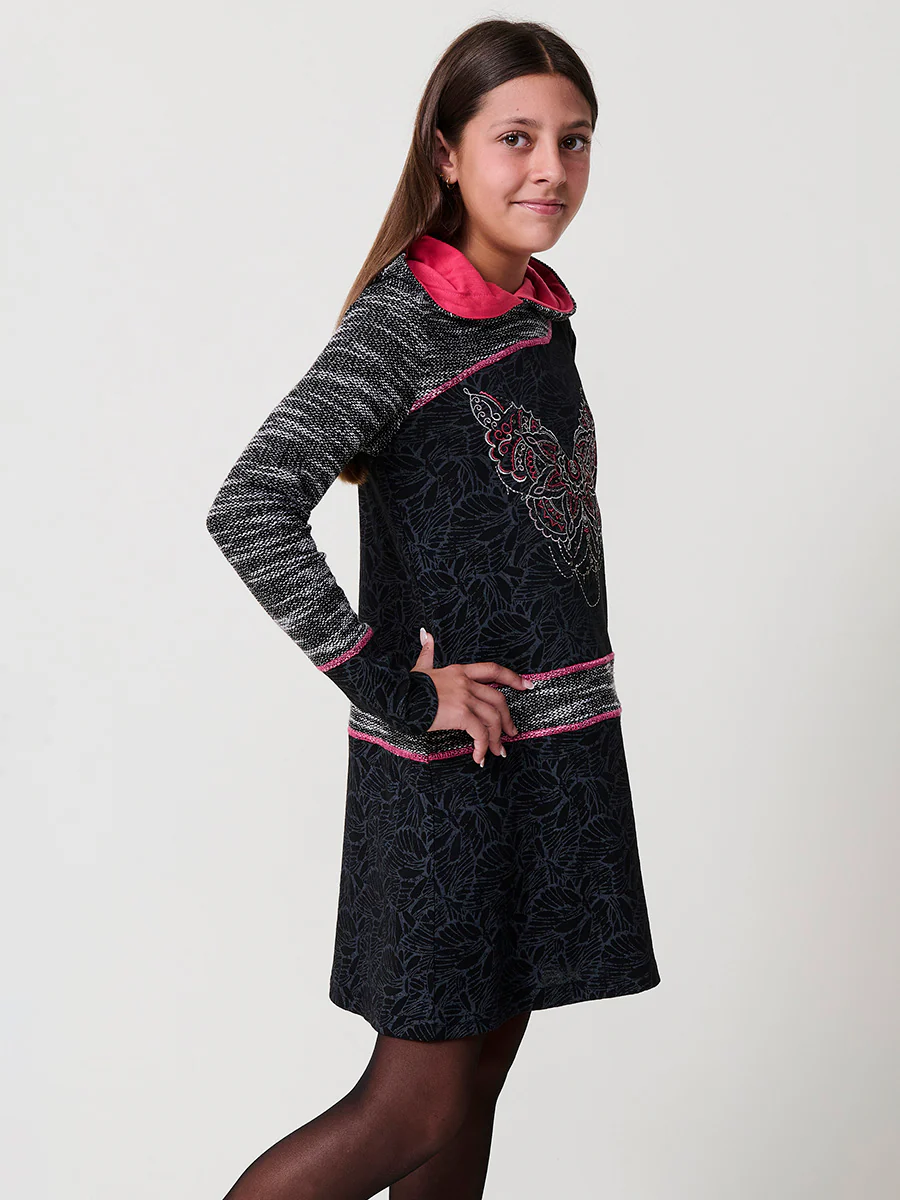 Vestido niña punto elástico capucha manga larga bordado - Image 5